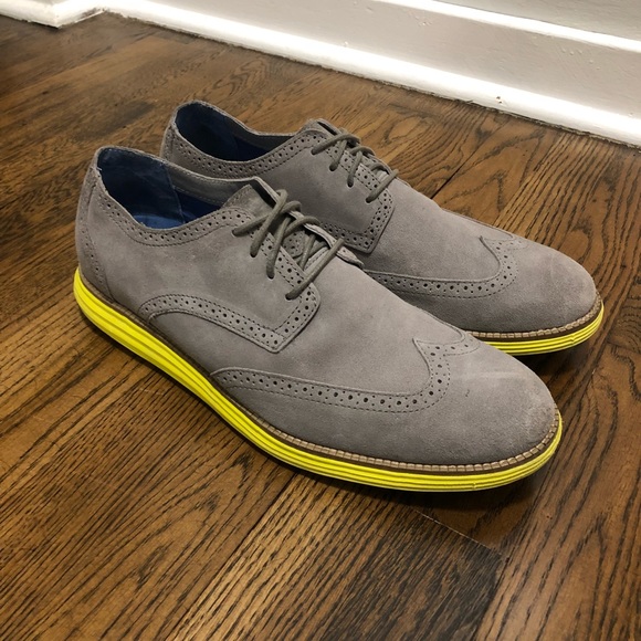 skechers wingtip